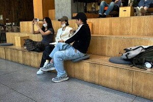 赵丽颖与导演赵德胤私下聚会引恋情猜测