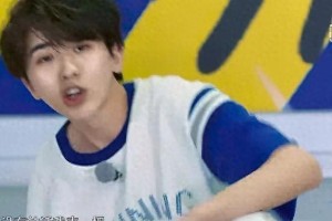 蔡徐坤《奔跑吧》表现惊艳，指压板跳远引热议