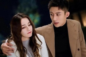 迪丽热巴绯闻与顶流之路：从透明人到顶流小花