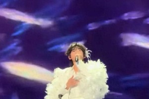 宋亚轩如何克服恐高在20米高空唱歌？少年勇气与粉丝星光