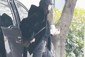 迪丽热巴私服穿搭指南：时尚实用两不误