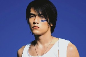 周杰伦《一路向北》：电影《头文字D》经典插曲解析